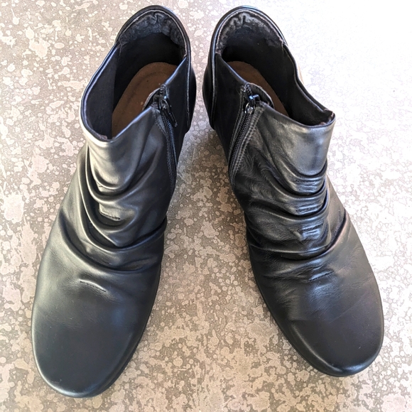 NAOT Advance Ankle Boots Handmade in Israel - Picture 6 of 15